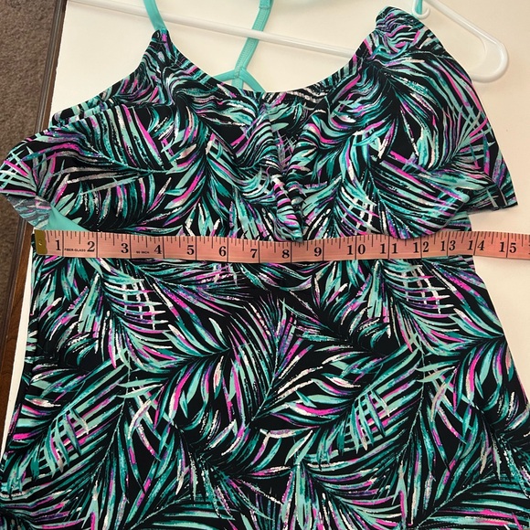 *So authentic American heritage swimsuit - Picture 4 of 8